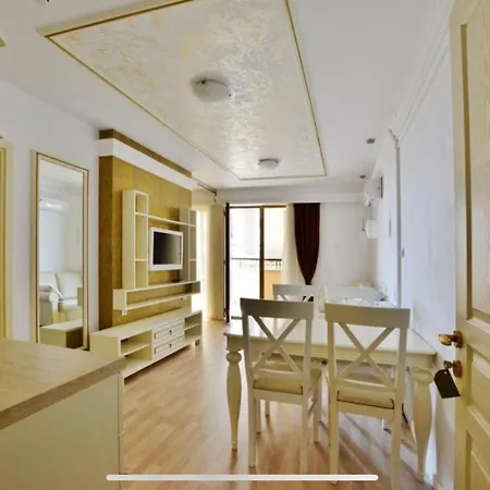 Golden Rainbow Vip Σάνι Μπιτς